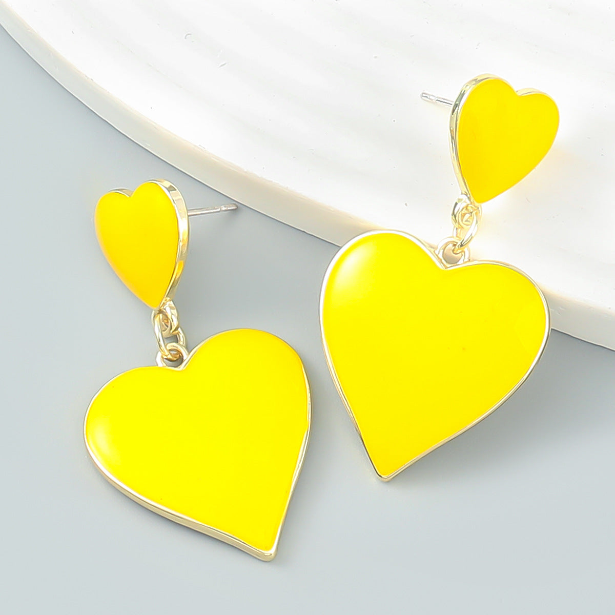 Wholesale Multi-layered Love-shaped Alloy Oil Dripping Earrings